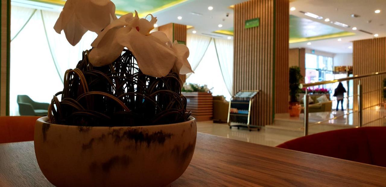 Jacob'S Garden Hotel Дубай Екстер'єр фото